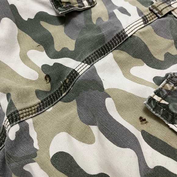 Camo Carhartt Shorts - Picture 5 of 7